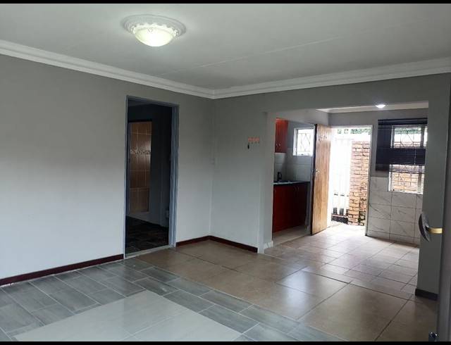 1 bed property to rent in WINCHESTER HILLS